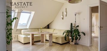 Przestronne 3 pokoje na poddaszu | metro | widok