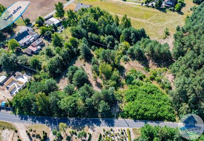 Miejsce na wymarzony dom w otoczeniu zieleni.