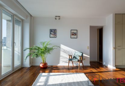 Al. ujazdowskie | 63 m² | balkon