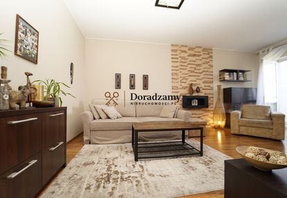 3 pok z widokiem na panoramę miasta | architektów