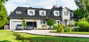 Rezydencja w stylu dworkowym z potencjałem - 360m2