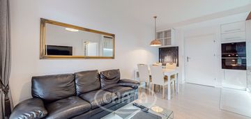 Apartament z widokiem na rzekę - duży balkon