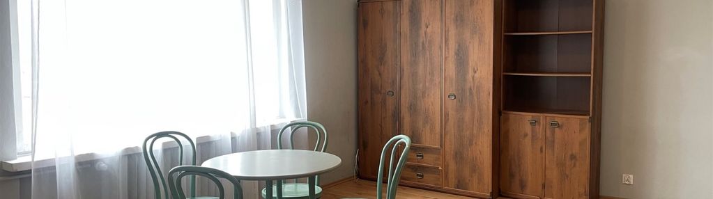 Duża kawalerka koło domu handlowego renoma