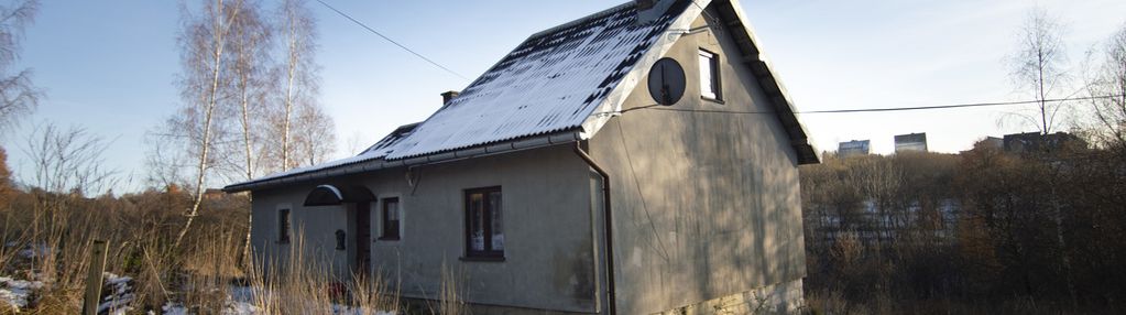 Działka budowlano rolna z zabudowaniami-koniuszowa