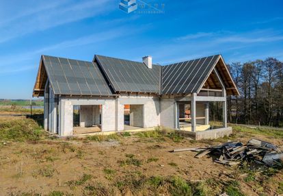 Dom z panoramicznym widokiem na warmińską zieleń