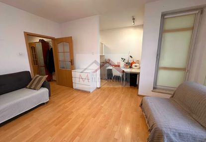 Mieszkanie z loggią w sąsiedztwie saskiej kępy