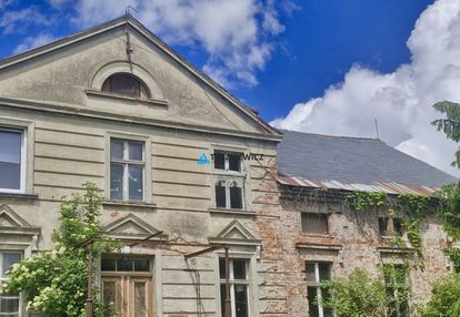 Bronowo | klimatyczny budynek z potencjałem!