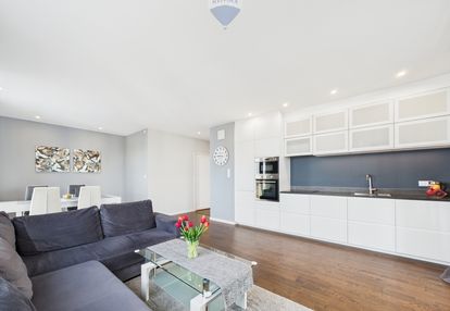 Apartament 2-pokojowy w chmurach – 16. piętro