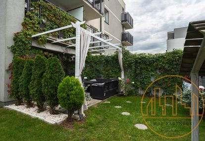 Ustawne "m" z ogródkiem 174 m2 i m. postojowym!