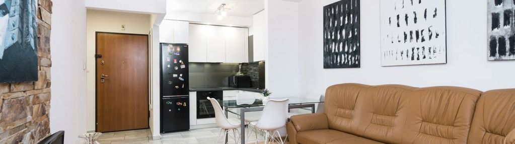 ⭐⭐⭐lubostroń 2 pokoje z garażem w cenie!