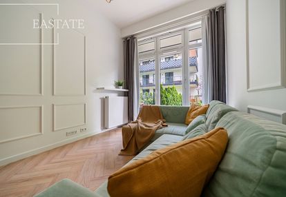 330cm wysokości/koneser/ do wprowadzenia