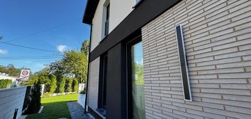 Dom na granicy konstancina bezpośrednio