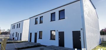 Na sprzedaż 4 pokojowe mieszkanie 62 m2 + miejsce