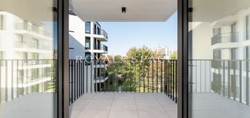 Jasny apartament z garderobą | młyny mogilska