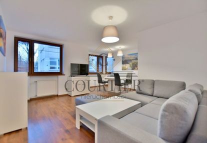 2 łazienki - garderoba - piwnica 10 m2 - winda