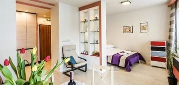 Kawalerka na bielanach/ 1min do metra!