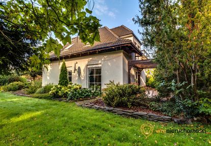 Nowoczesny dom z pięknym ogrodem - 2100m działka