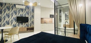 Wysoki standard/klimatyzacja/pge narodowy/parking