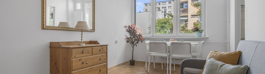 2 pokoje | osobna kuchnia | saska kępa | balkon