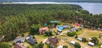 Dom z widokiem na jezioro - osiek