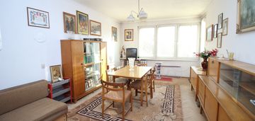 Przy rynku. ustawne, słoneczne, i piętro