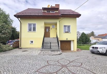 Zadbany dom 2 minuty od świdnicy.