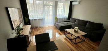 Zamieszkaj w sercu warszawy – eleganckie 2 pokoje