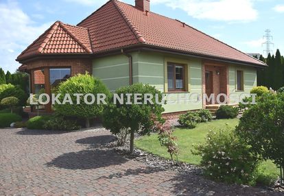 Dom w kaczorach na nowym osiedlu