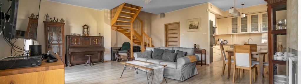 Luksusowy ,narożny dom szeregowy + 110 m2 ogrodu!