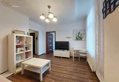 Bytom - 4 pokoje - 2 kuchnie - 2 łazienki/ parter