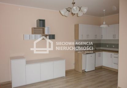 Kawalerka z miejscem w hali i komórką lok.