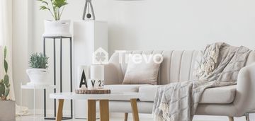Widok na las | co z sieci miejskiej | balkon