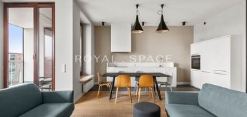 Elegancki apartament na powiślu - widok na wisłę