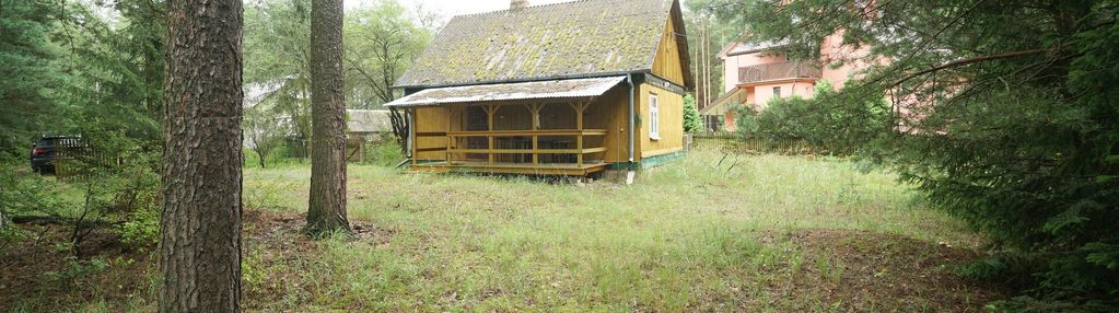 Zielona enklawa w otulinie lasów
