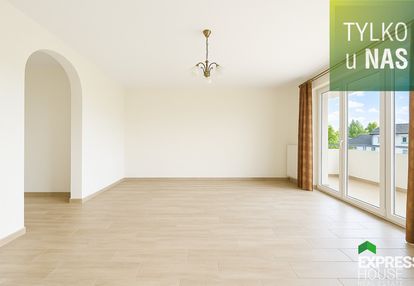 Trzy pokoje z dużym narożnym balkonem