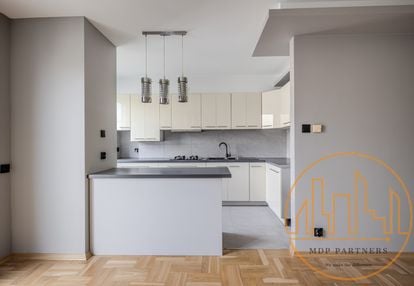 3km do lasu/ 200m autobus/ 15min autobusem do pkp