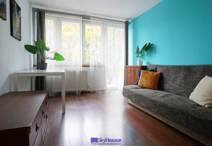 2 pok + kuchnia, balkon przy zielonym placu pereca