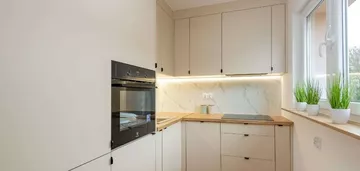 Mieszkanie M2 + oddzielna kuchnia- 1 piętro