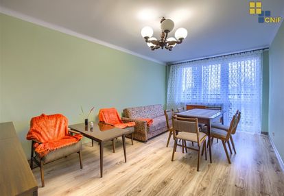 M-3,ładny układ,duży balkon