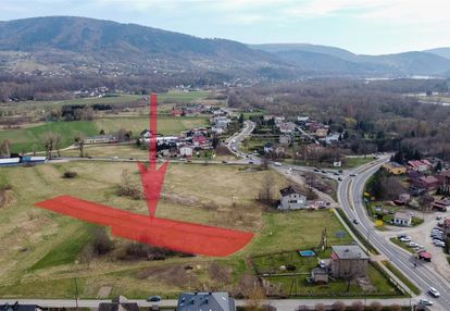 Bardzo dobra lokalizacja.