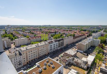 14 i 15p, 2 miejsca parkingowe, 3 komórki