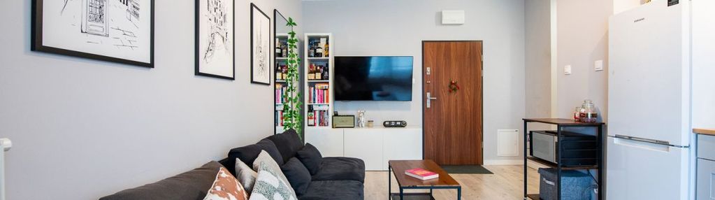 Nowoczesne 2 pokoje z dużym balkonem