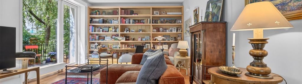 Modernistyczna willa z 1936r|152,6 m²|taras|garaż
