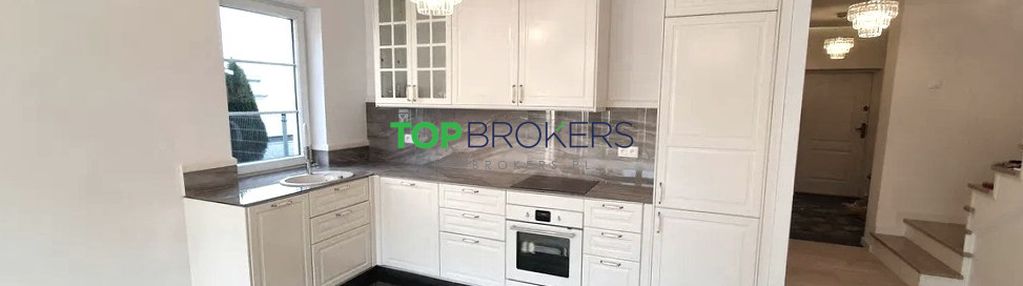 Przestrony i słoneczny dom przy lesie kabackim