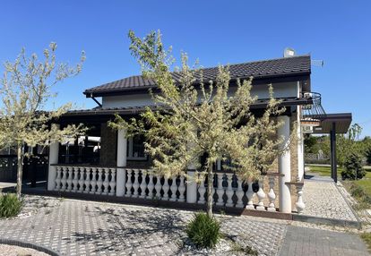 Całoroczny dom, warsztat, garaż - rod