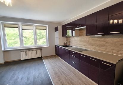 3 pokoje, 2 piętro, duży balkon, po remoncie