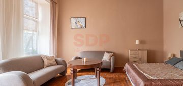 Apartament w centrum miasta przy piotrkowskiej
