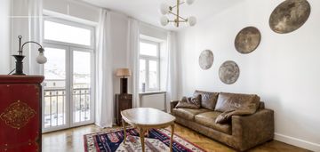 Stylowe mieszkanie | metro| kamienica | balkon |