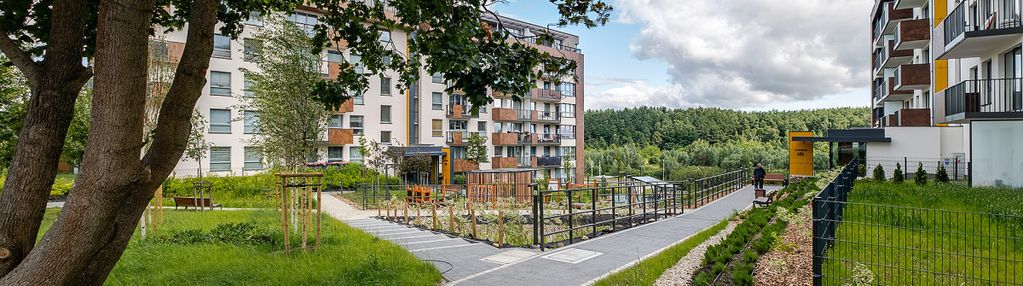 Wiszące ogrody, 3 pokoje, komórka, hala garażowa