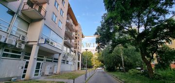 Jednoosobowy pokój w mieszkaniu